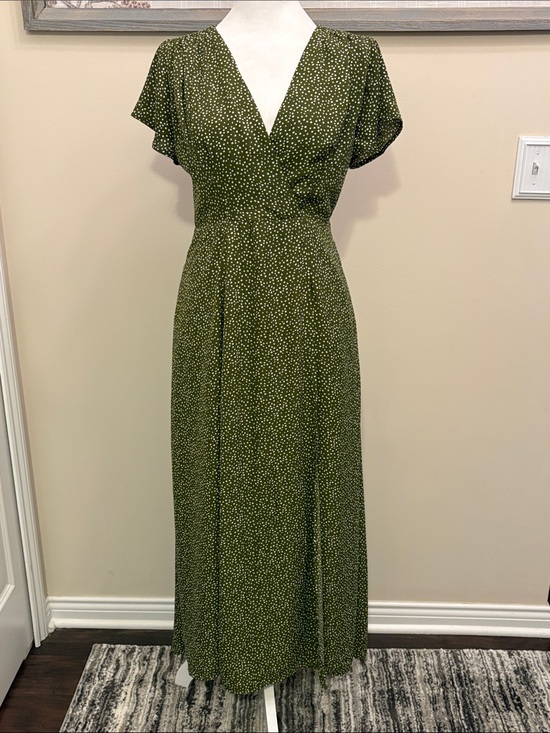 Blue Rain Dresses & Skirts - Blue Rain Green Polka Dot V-Neck Maxi Dress Size Small side zipper